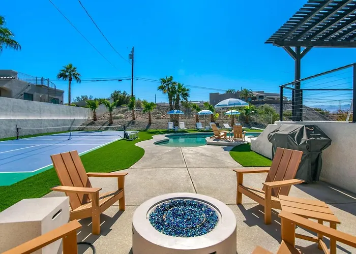 Luxury Tropical Playhouse Golf Pickleball Lake Havasu City