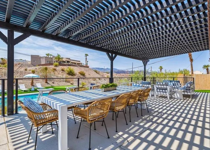 Luxury Tropical Playhouse Golf Pickleball *