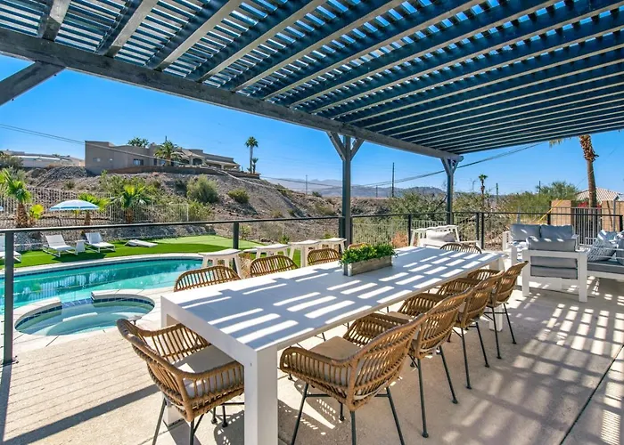 Luxury Tropical Playhouse Golf Pickleball *