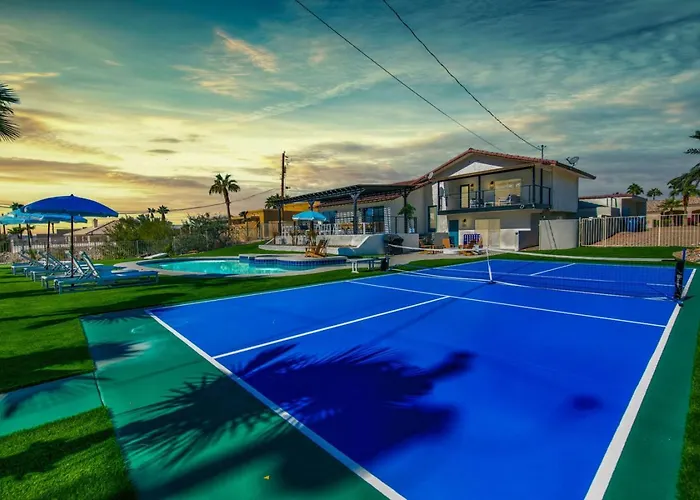 Luxury Tropical Playhouse Golf Pickleball
