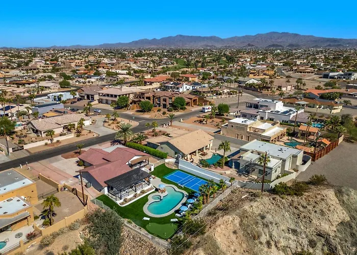 Luxury Tropical Playhouse Golf Pickleball Lake Havasu City